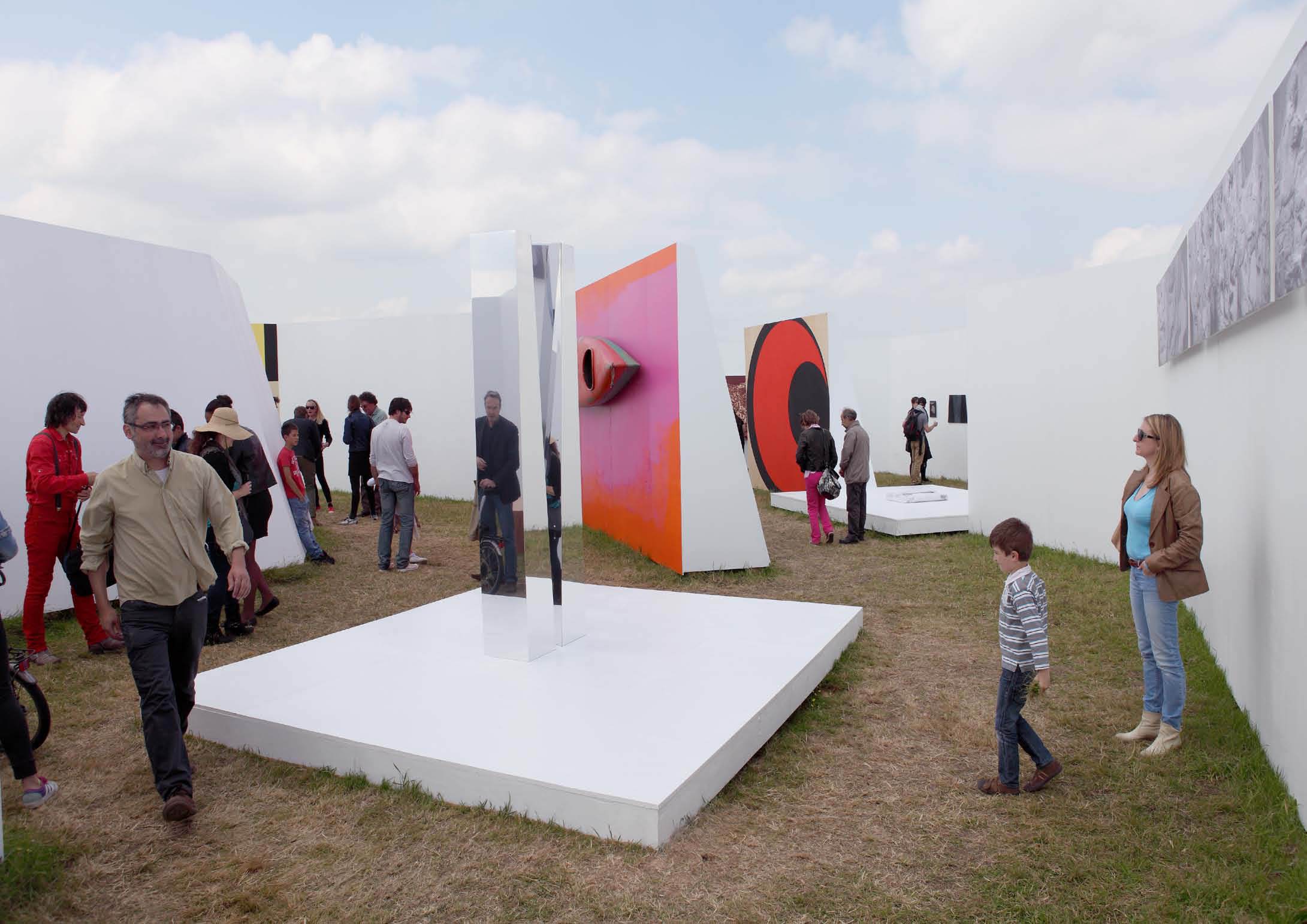 Eden Morphaux, «Open Sky Museum» - musée à ciel ouvert, vue intérieure, Saint-Herblain - 2013